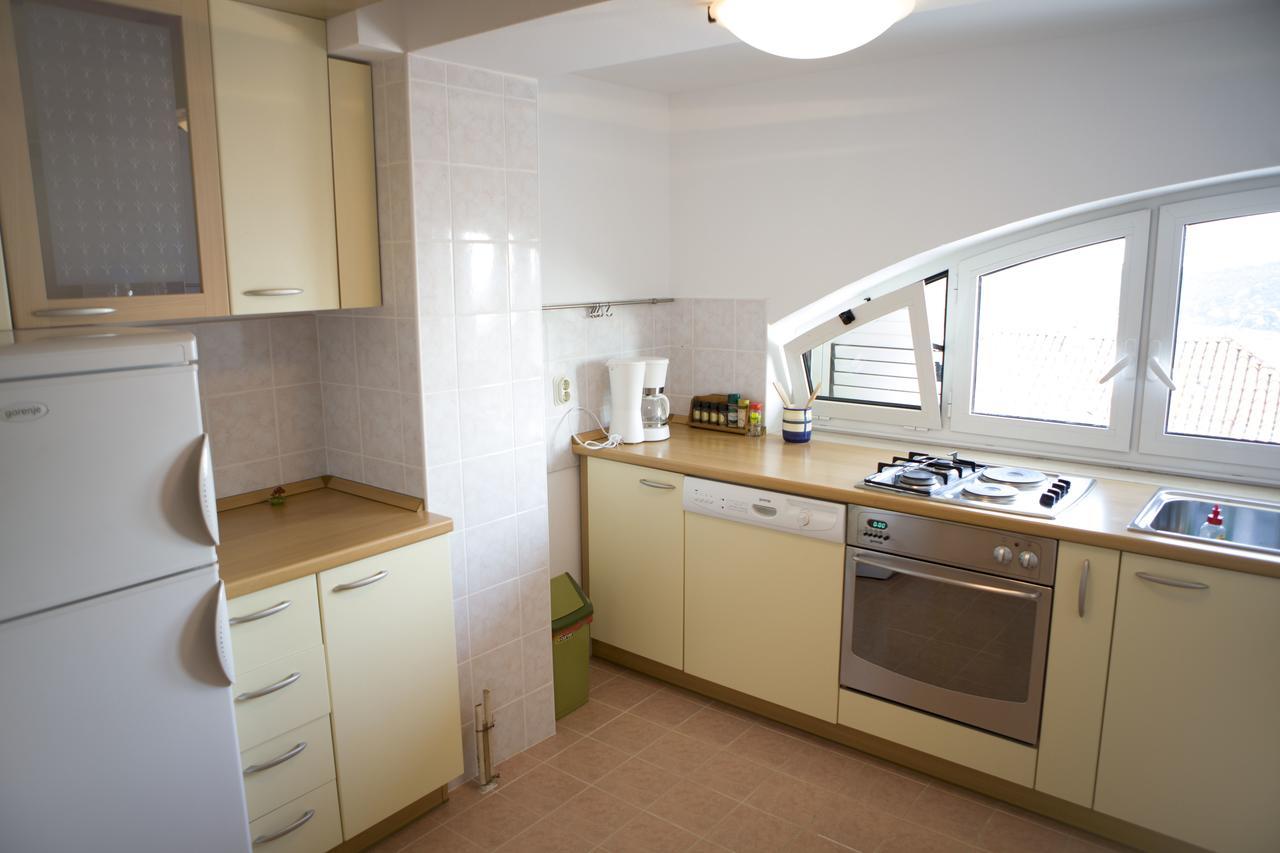Apartment Dove With Sea View And Free Parking Dubrovnik Exteriör bild