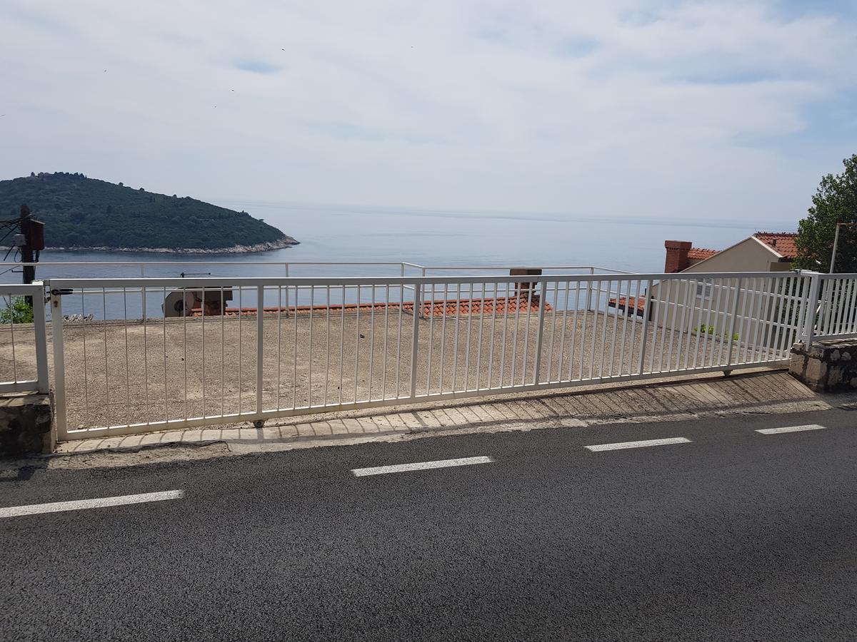 Apartment Dove With Sea View And Free Parking Dubrovnik Exteriör bild